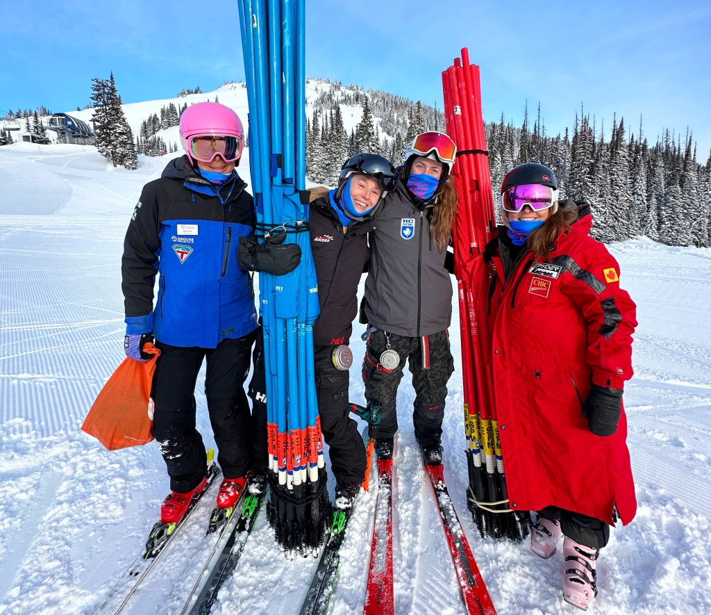 AWARDS Nominate Club, Event, Resort, Volunteer BC Alpine Ski Association